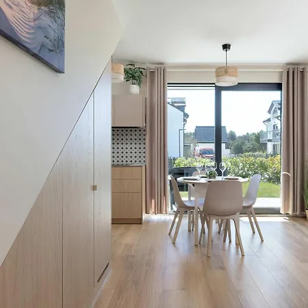 Baltycka Oaza - Z Ogrodem I Parkingiem - Basen, Jacuzzi, Sauna By Renters Jastrzębia Góra