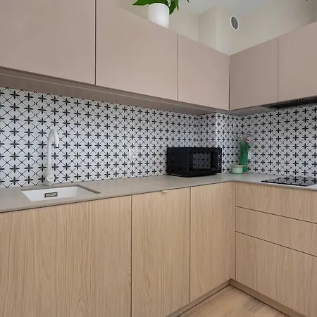 Apartament Przytulny Z Ogrodem I Parkingiem By Renters *