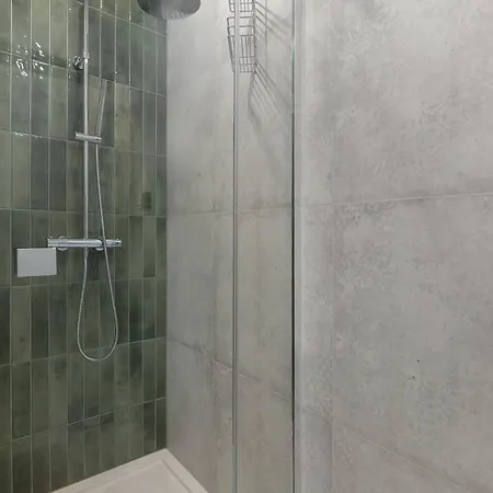 Baltycka Oaza - Z Ogrodem I Parkingiem - Basen, Jacuzzi, Sauna By Renters Διαμέρισμα Jastrzębia Góra
